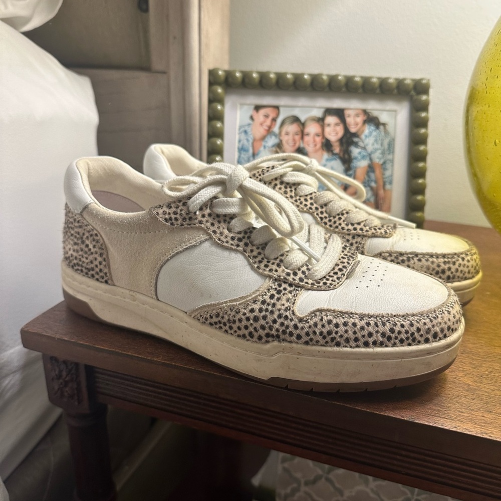 Madewell Cream and Brown Sneakers